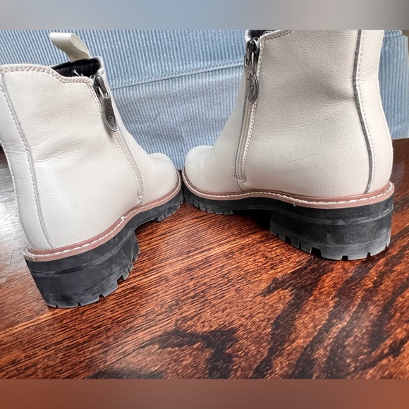 White Lug Sole Boots sz 38 euro / 7.5 US - Picture 8 of 10